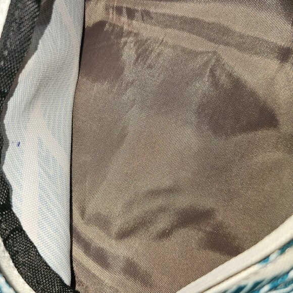 Kavu Rope Sling Shoulder Bag Zig Zag Cross Body Strap Pockets Zip Adjustable - Picture 6 of 8